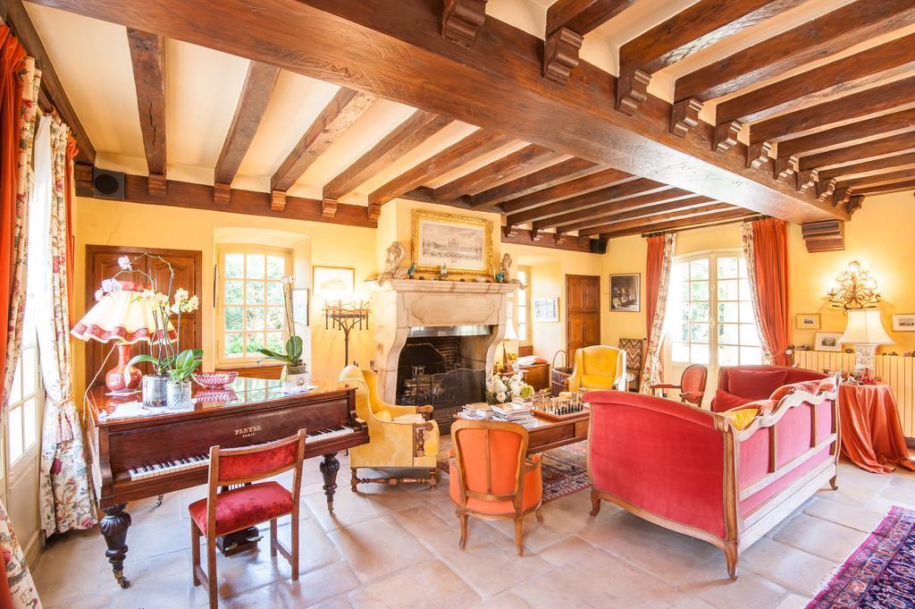 Bed and Breakfast Le Petit Manoir Des Bruyeres Villefargeau Exteriér fotografie