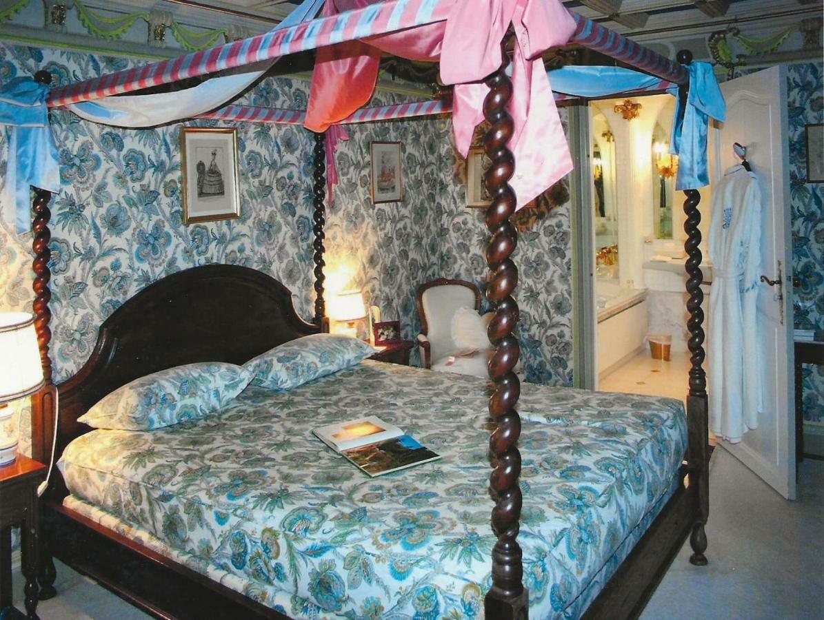 Bed and Breakfast Le Petit Manoir Des Bruyeres Villefargeau Exteriér fotografie